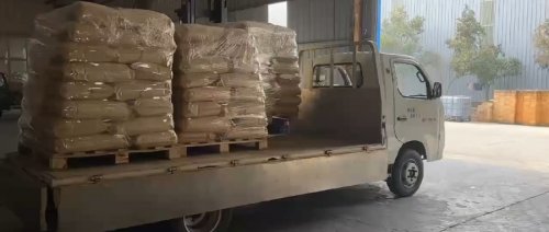 淄博聚隆化工羧甲基纖維素裝車出貨