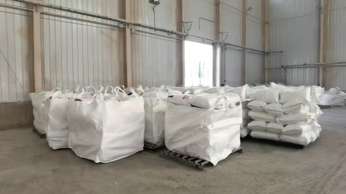 荊州工廠產(chǎn)品裝車，羧甲基纖維素鈉配送