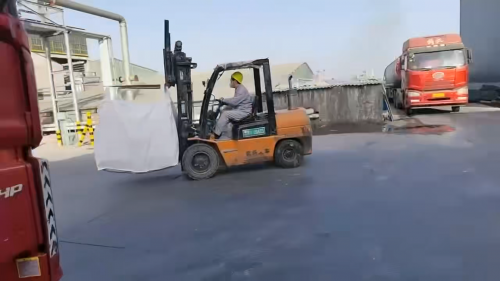 羧甲基纖維素鈉裝車過程，工業(yè)級(jí)CMC批發(fā)