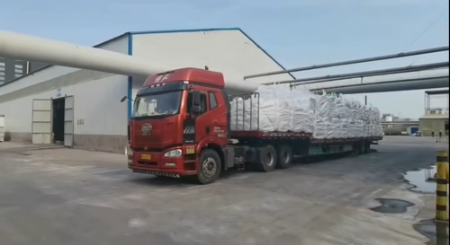 寧德羧甲基纖維素廠家廠區(qū)產(chǎn)品裝車實(shí)拍，批量出貨高效有序